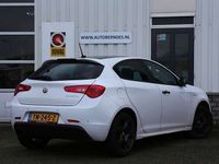 tweedehands Alfa Romeo Giulietta 1.4 Turbo 170PK MultiAir Super Automaat*NL-Auto*Perfect Alfa Onderh.*Panodak/LED/Navi/DAB/Cruise-Control/Climate-Control/Parkeersens.V+A/18 inch LM*