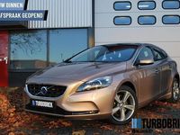 Occasion Volvo V40 Momentum 120 PK (88 kW) 2014 Bruin (metallic) Hatchback