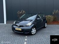 Occasion Toyota Aygo 68 PK (50 kW) 2009 Grijs Hatchback