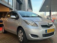 Occasion Toyota Yaris Cool 69 PK (50 kW) 2011 Grijs (metallic) Hatchback