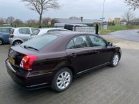 tweedehands Toyota Avensis 