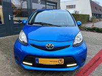 tweedehands Toyota Aygo 1.0 68PK DynamicBlue 5drs AircoStuurb.IsofixLed