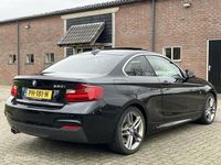 tweedehands BMW 230 2-SERIE Coupé i High Exe M-Sport Glasdak Camera HiFi H-Sportrem