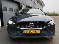 Occasion Volvo V60 CC Pro 252 PK (185 kW) 2021 Blauw Stationwagen