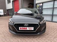 Occasion Hyundai i30 N Line 101 PK (74 kW) 2019 Zwart (metallic) Hatchback