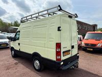 tweedehands Iveco Daily 35S13V L1H2 + Glasresteel 2 kanten 1e Eigenaar 300