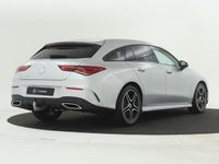 tweedehands Mercedes CLA200 Shooting Brake AMG Line Nightpakket Antidiefstalpakket GUARD 360° Plus Trekhaak Dodehoekassistent Smartphone-integratie