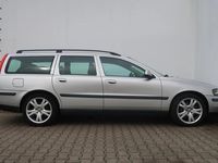 tweedehands Volvo V70 2.4 D5 Comfort Line