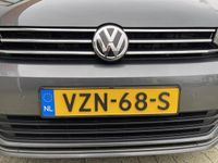 tweedehands VW Touran 1.6 TDI grijs kenteken / euro 6 / vaste prijs rijklaar ¤ 20.950 ex btw / lease vanaf ¤ 375 / grijs metallic / airco / cruise / navi / pdc voor en achter / achteruit rijcamera !