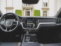 tweedehands Volvo V60 2.0 T6 Recharge AWD R-Design Camera | H&K | Memorystoelen | 19 Inch