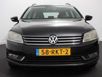 tweedehands VW Passat Variant 1.4 TSI Trendline BlueMotion | Navigatie | Parkeer