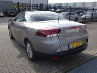 tweedehands Renault Mégane Cabriolet Coupé- 1.4 TCE GT-Line CLIMA-AIRCO/BLEUTOOTH/HALF LEDER/CRUISE CONTROL/L.M. VELGEN/PARKEER SENSOREN ACHTER.