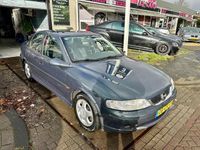 tweedehands Opel Vectra 1.6-16V Business Edition APK|AIRCO|2.SLEUTEL