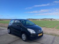 tweedehands Renault Twingo 1.2 Authentique