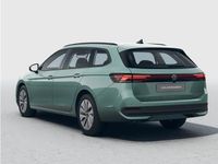 Nieuw VW Passat Comfortline 204 PK (150 kW) 2026 Groen Stationwagen