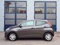 Occasion Toyota Aygo 72 PK (52 kW) 2021 Grijs Hatchback