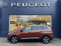 tweedehands Peugeot 5008 1.2 Turbo 130 PK GT Automaat | Slechts 5800 KM Gereden | Panoramisch Schuif-Kanteldak | 1e Eigenaars Auto | Full LED Verlichting | Dode hoek bewaking | Keyless Pakket | Achteruitrijcamera | 7 persoons Uitvoering |