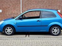 Occasion Ford Fiesta Futura 101 PK (74 kW) 2004 Blauw Hatchback