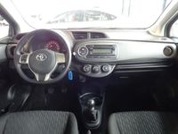 tweedehands Toyota Yaris 1.3 VVT-i Now