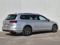 Occasion VW Passat Business 218 PK (160 kW) 2020 Reflexzilver metallic (grijs metallic) Stationwagen