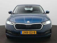 Occasion Skoda Octavia Business Line 204 PK (150 kW) 2022 Blauw Hatchback