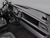 Occasion VW Transporter Highline 150 PK (110 kW) 2021 Rood Van