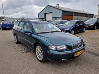 tweedehands Volvo V70 2.4 Comfort Line 125kw Automaat Bj:2001 NAP!