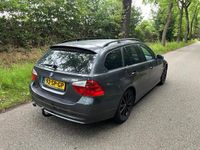 Occasion BMW 320 Executive 150 PK (110 kW) 2006 Grijs (metallic) Stationwagen