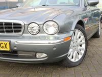 tweedehands Jaguar XJ 4.2 V8 298 PK Executive NL AUTO YOUNGTIMER ZEER MOOI 8 CIL UNIEK