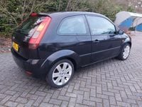 Occasion Ford Fiesta Futura 69 PK (50 kW) 2005 Zwart Hatchback