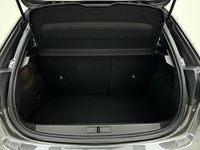 Occasion Peugeot 208 Allure 101 PK (74 kW) 2023 Grijs Hatchback