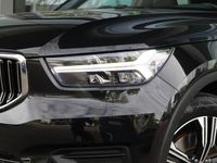 tweedehands Volvo XC40 1.5 T4 Recharge Inscription Expression | Verwarmbare voorstoelen| Stuurwielverwarming| Achteruitrijcamera met parkeersensoren voor + achter| Adaptieve Cruise Control met Pilot Assist| Semi- Elektrisch inklapbare trekhaak|