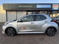 Occasion Toyota Yaris Business Edition 116 PK (85 kW) 2024 Zilver Hatchback