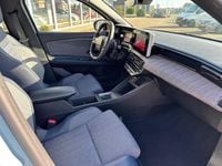 Nieuw Renault R4 Komfort 11 kW (15 PK) 2025 Blauw SUV