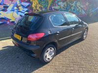 tweedehands Peugeot 206 1.4 Gentry airco 5 deuren elektrische ramen stuurbekrachtiging cv