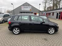 Occasion VW Golf Sportsvan Highline 110 PK (80 kW) 2015 Zwart (metallic) MPV