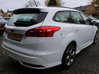 tweedehands Ford Focus WAGON 2.0 ST 250 PK / LEDER / RECARO / NAVIGATIE NED. AUTO COMPLETE HISTORIE!