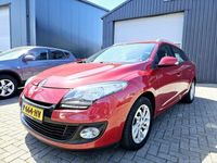 Occasion Renault Mégane GrandTour Collection 116 PK (85 kW) 2013 Rood Stationwagen