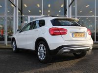 tweedehands Mercedes GLA200 Ambition / Clima / Panoramadak / Camera / Stoelver