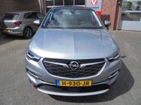 tweedehands Opel Grandland X 1.2 Turbo 130pk Business Executive||Trekhaak||Rijk