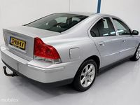 Occasion Volvo S60 Momentum 140 PK (102 kW) 2005 Grijs Sedan