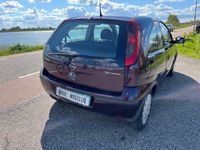 tweedehands Opel Corsa 1.2-16V 2006 4 nieuwe banden + Apk 143.000 km Nap pas