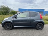 Occasion Peugeot 107 68 PK (50 kW) 2009 Grijs Hatchback