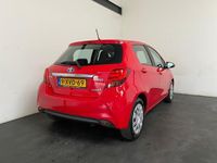 Occasion Toyota Yaris 75 PK (55 kW) 2014 Rood Hatchback