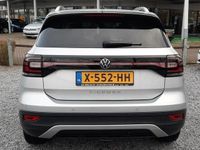 tweedehands VW T-Cross - 1.0 TSI 110pk Style (NaviCarplayClimaPdc)