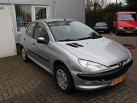 tweedehands Peugeot 206 1.4 Gentry 5deurs Automaat Airco Apk 9-8-24