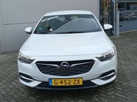 tweedehands Opel Insignia Grand Sport 1.5T 165pk Business Executive Automaat | climate control | navigatie | 18" lm velgen | leer | winterpack