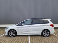 tweedehands BMW 220 2-SERIE GRAN TOURER i 7p. High Executive Edition M Pakket HUD Navi PDC MFS