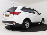 tweedehands Mitsubishi Outlander 2.0 Business Edition I Navigatie I Climate Control