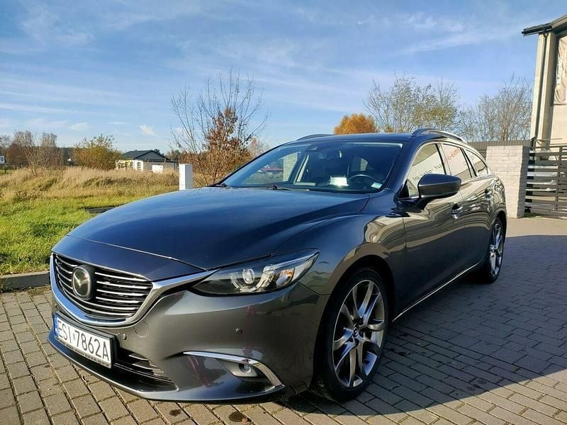 Szary (metalik) Używany 2017 Mazda 6 Kombi | 69 999 zł (Uczciwa cena) - Obraz 1/4